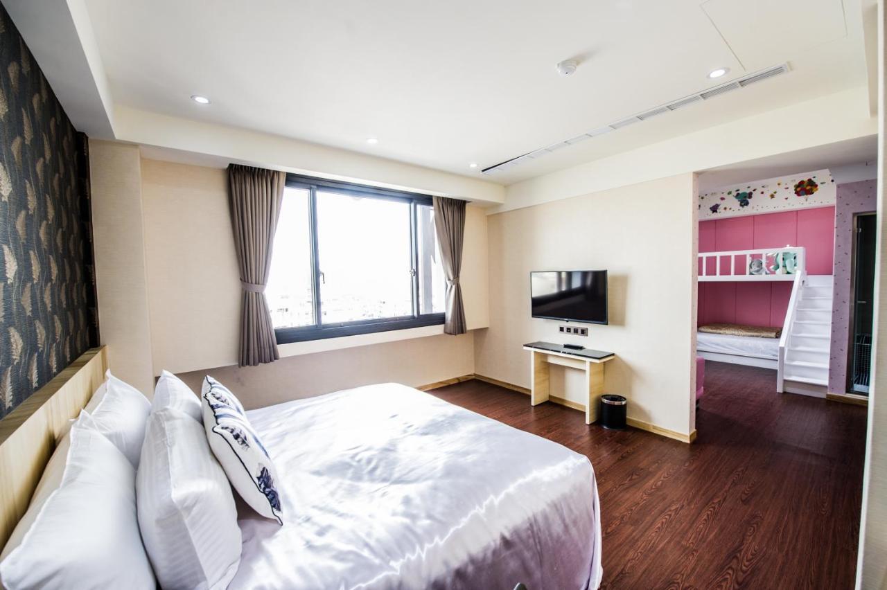Red Hotel Yuanlin Luaran gambar