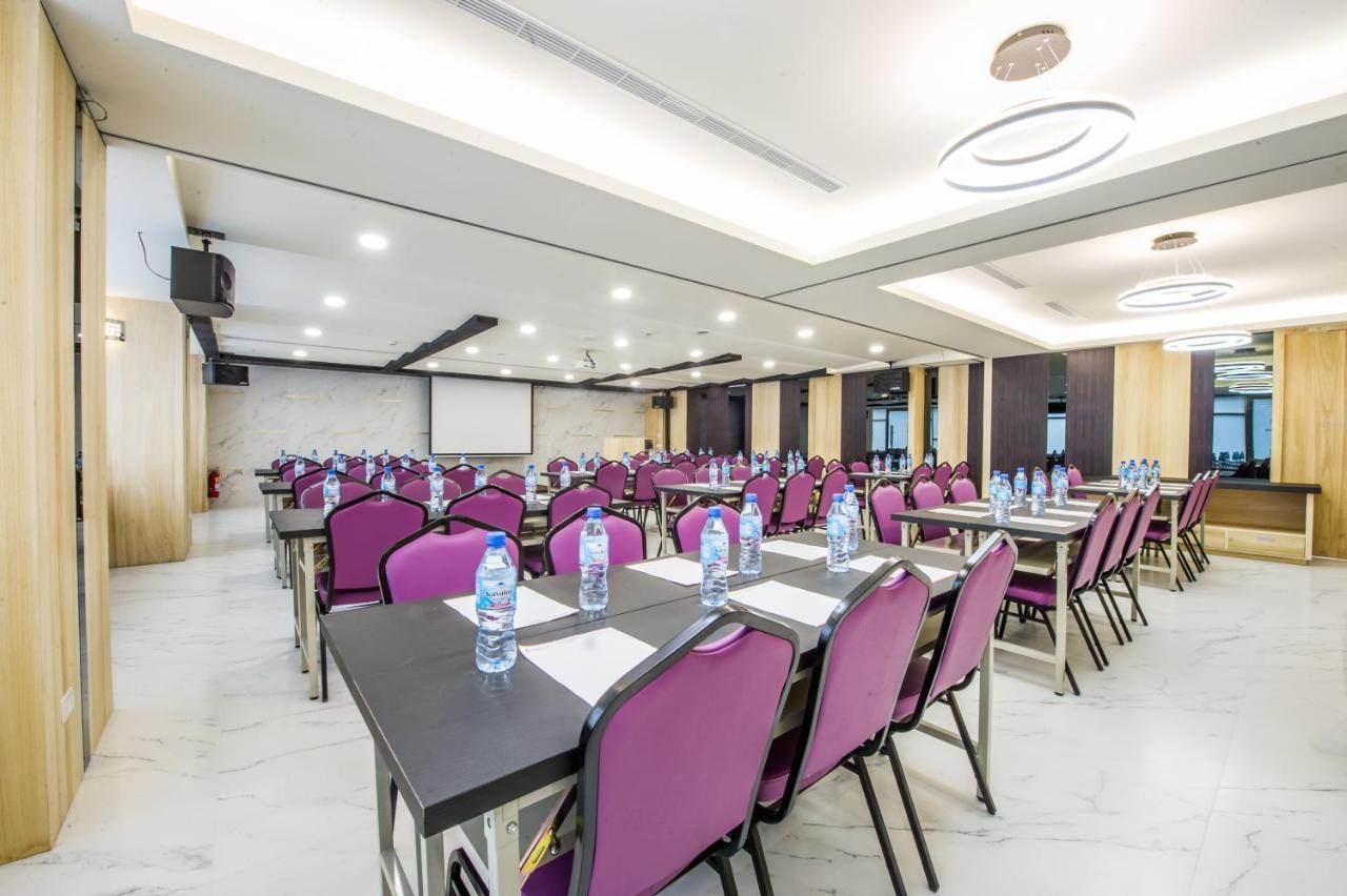 Red Hotel Yuanlin Luaran gambar