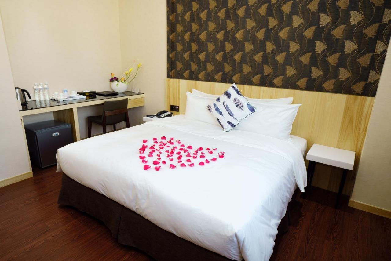 Red Hotel Yuanlin Luaran gambar